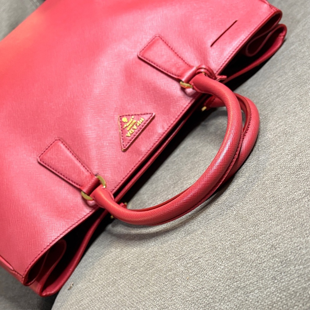 Prada Red Saffiano Lux Leather Tote Bag Authentic Double Handle - Picture 12 of 14